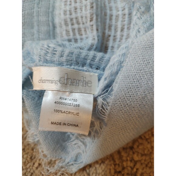 Charming Charlie light blue fringed infinity scarf 100% acrylic 25 x 64" - Picture 4 of 4